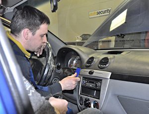 2. Авторская защита от угона - автосиганлизация ФАУСТ.