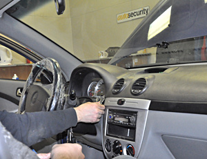 1. Авторская защита от угона - автосиганлизация ФАУСТ.